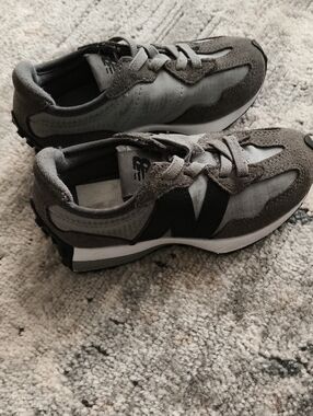 New Balance Gray & Black Suede Mesh Sneakers